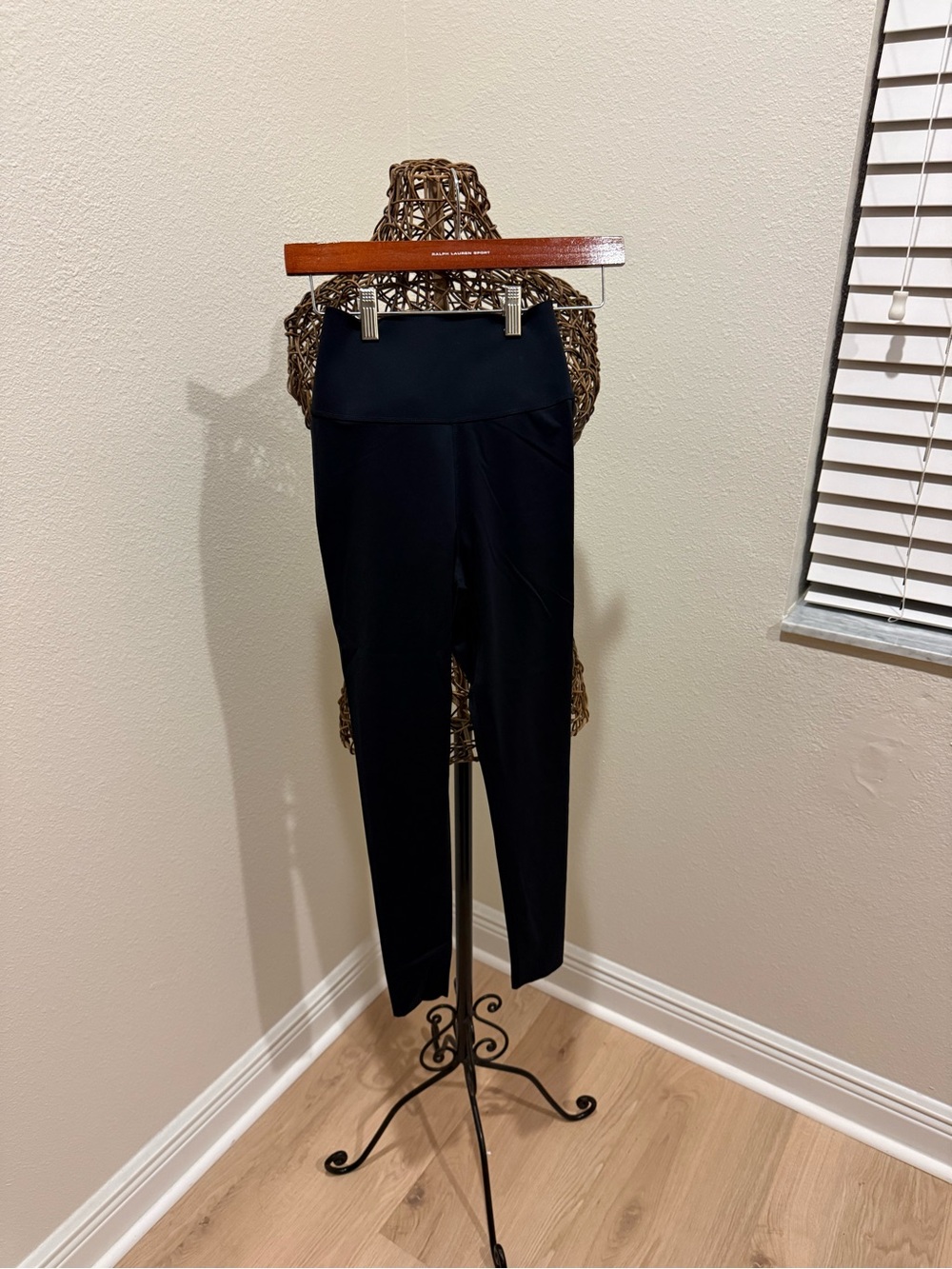 Women's Black High-Waist Performance Leggings